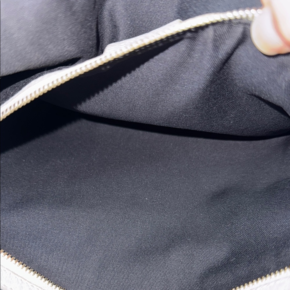 Gucci White Blondie and Sherri Line (Blue & Red) Women's Shoulder Bag - Picture 8 of 8
